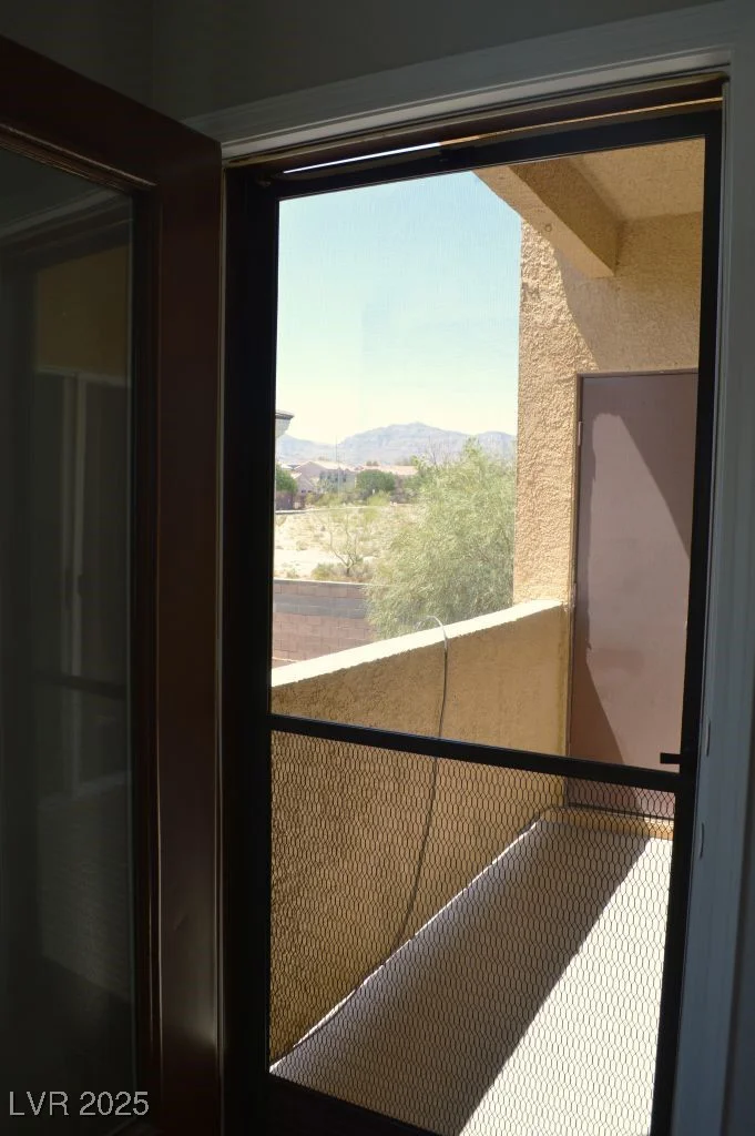 9303 Gilcrease, Las Vegas, NV 89149