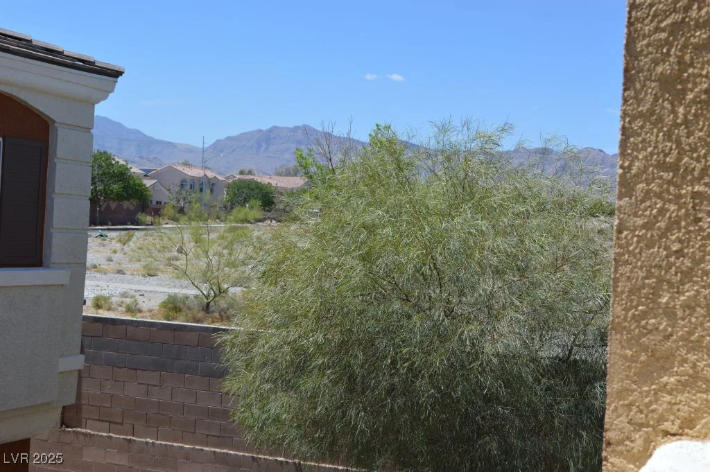 9303 Gilcrease, Las Vegas, NV 89149