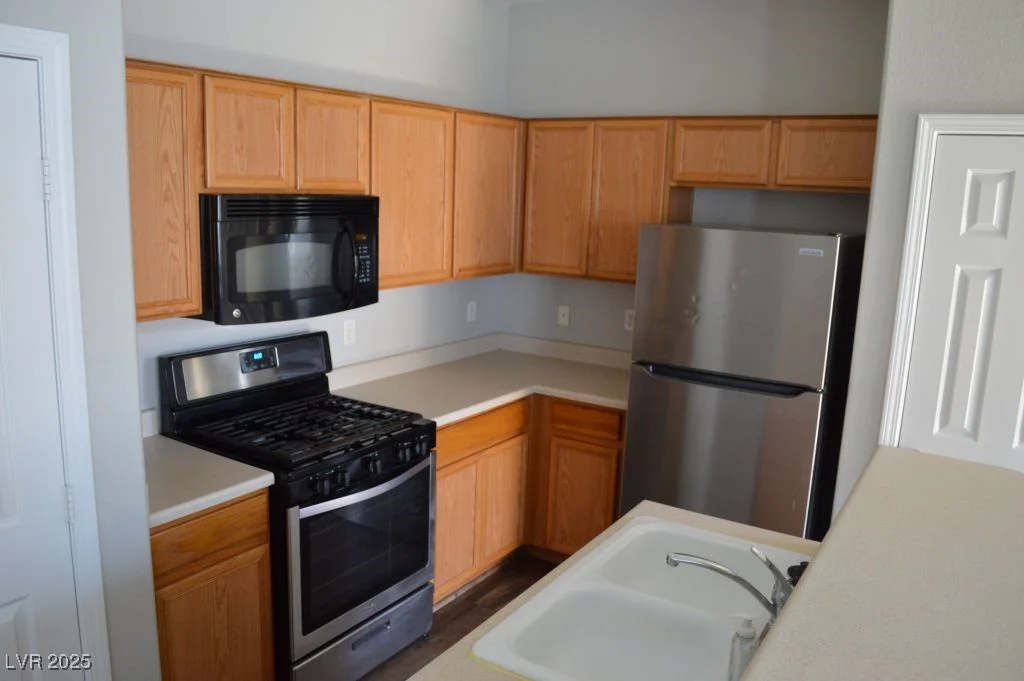 9303 Gilcrease, Las Vegas, NV 89149