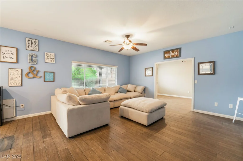 8112 Sapphire Sea, North Las Vegas, NV 89085