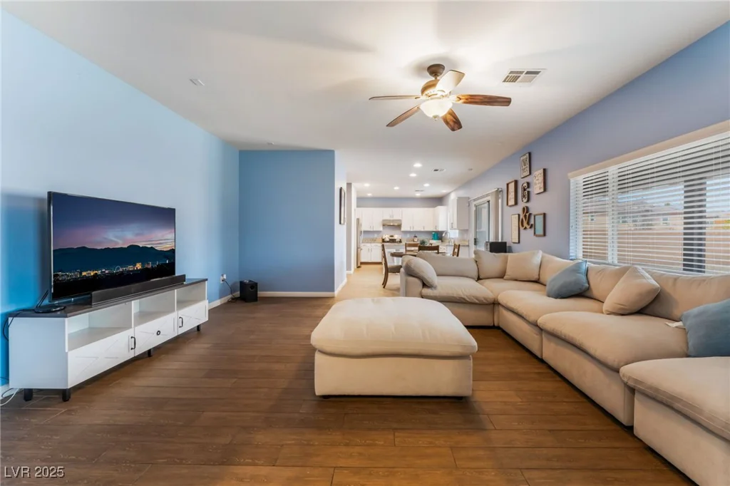 8112 Sapphire Sea, North Las Vegas, NV 89085