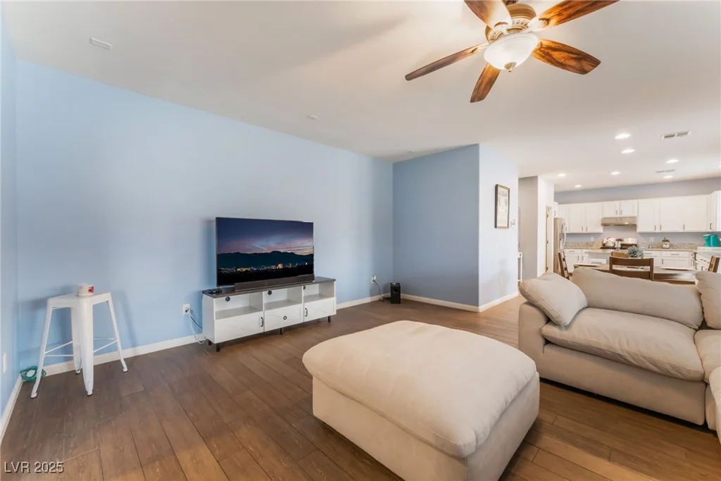 8112 Sapphire Sea, North Las Vegas, NV 89085