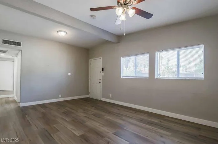 2990 La CANADA, Las Vegas, NV 89169