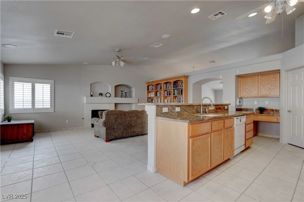 6032 Port Of Dreams, Las Vegas, NV 89130