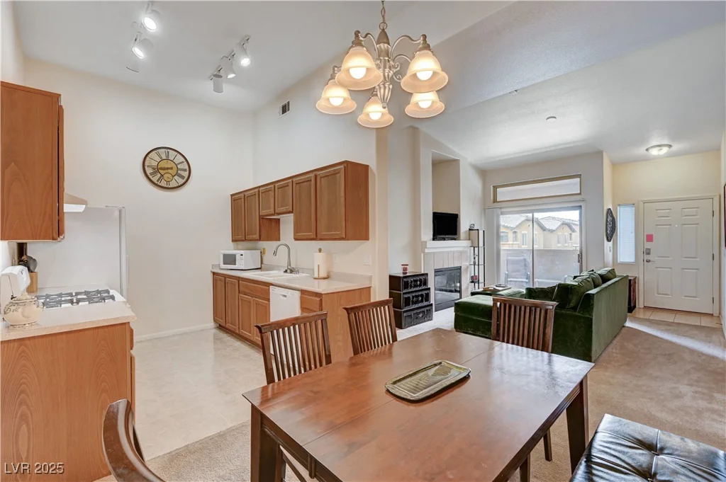8985 Durango, Las Vegas, NV 89113