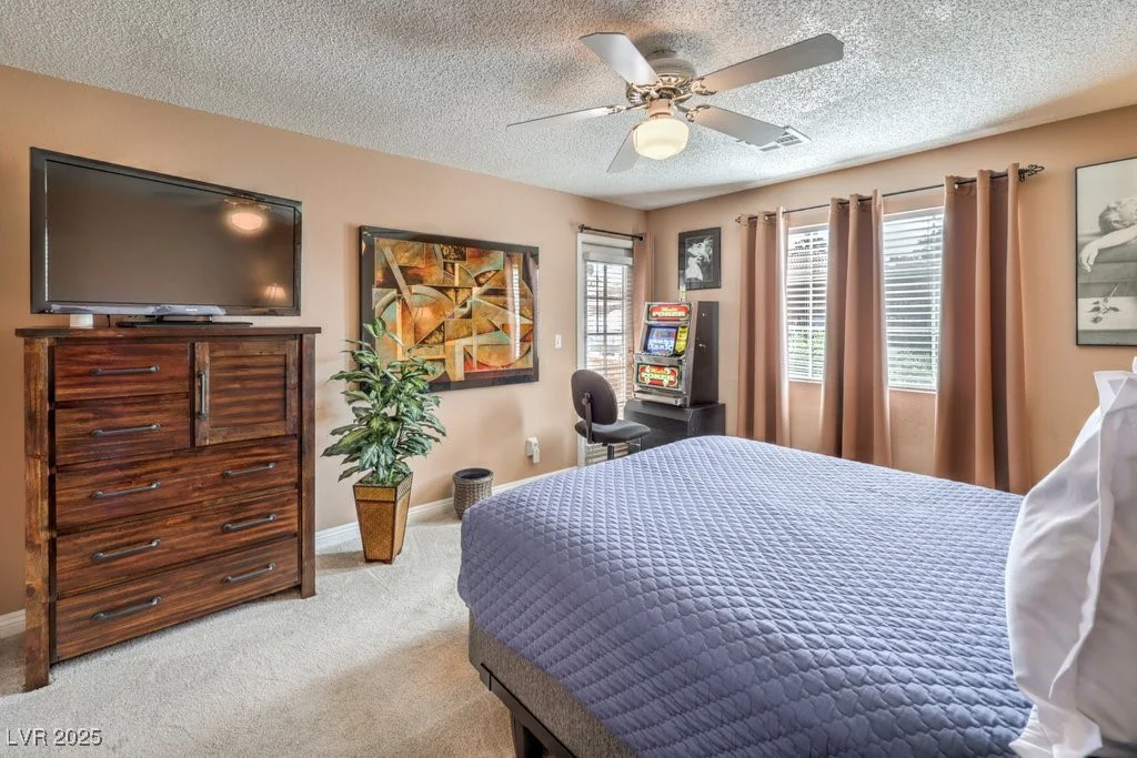 1375 Hacienda, Las Vegas, NV 89119