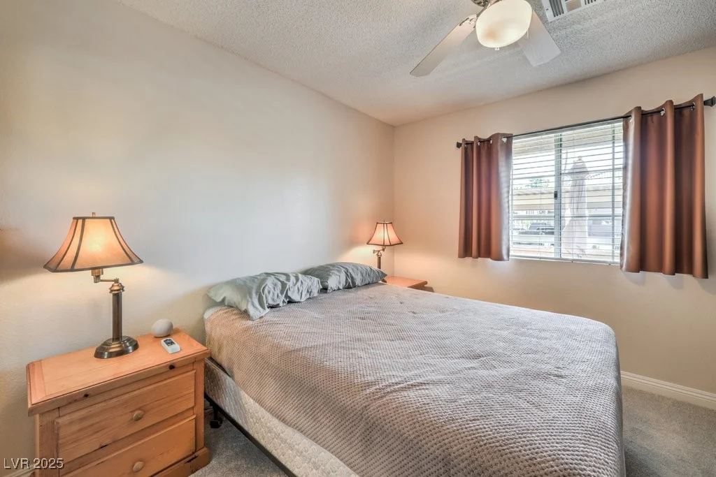 1375 Hacienda, Las Vegas, NV 89119
