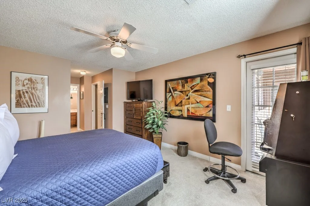 1375 Hacienda, Las Vegas, NV 89119