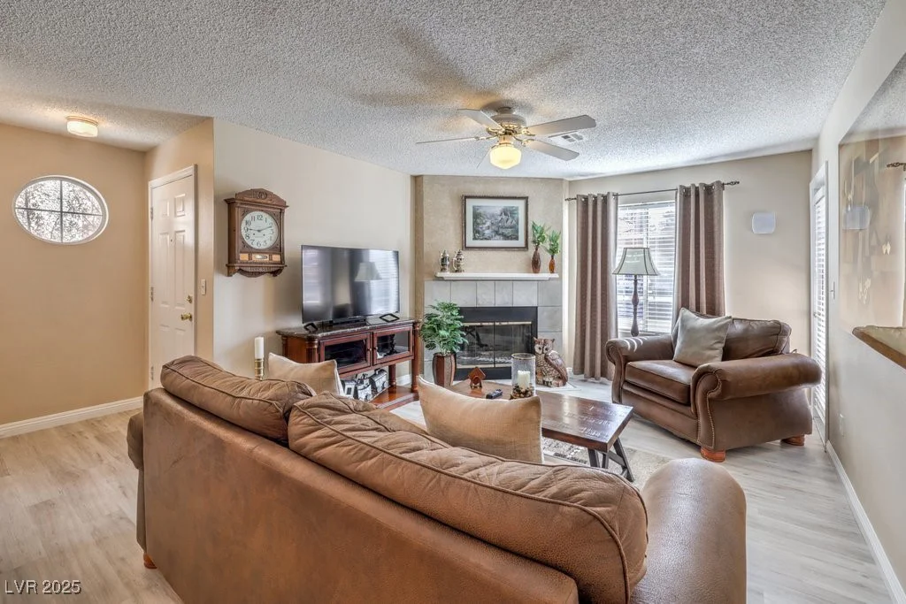 1375 Hacienda, Las Vegas, NV 89119