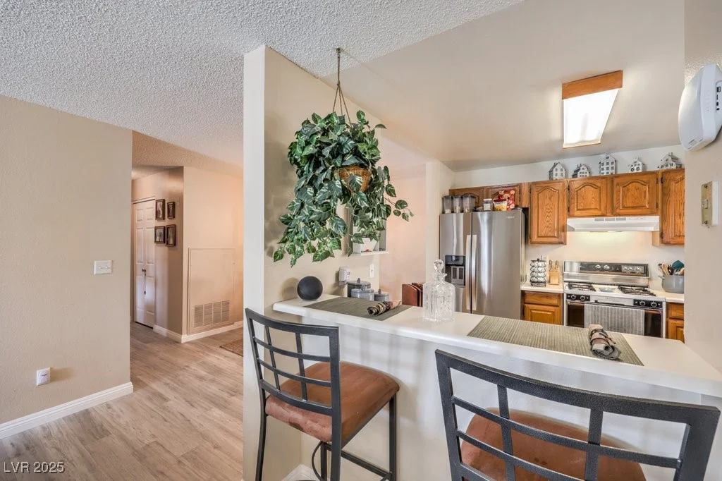 1375 Hacienda, Las Vegas, NV 89119