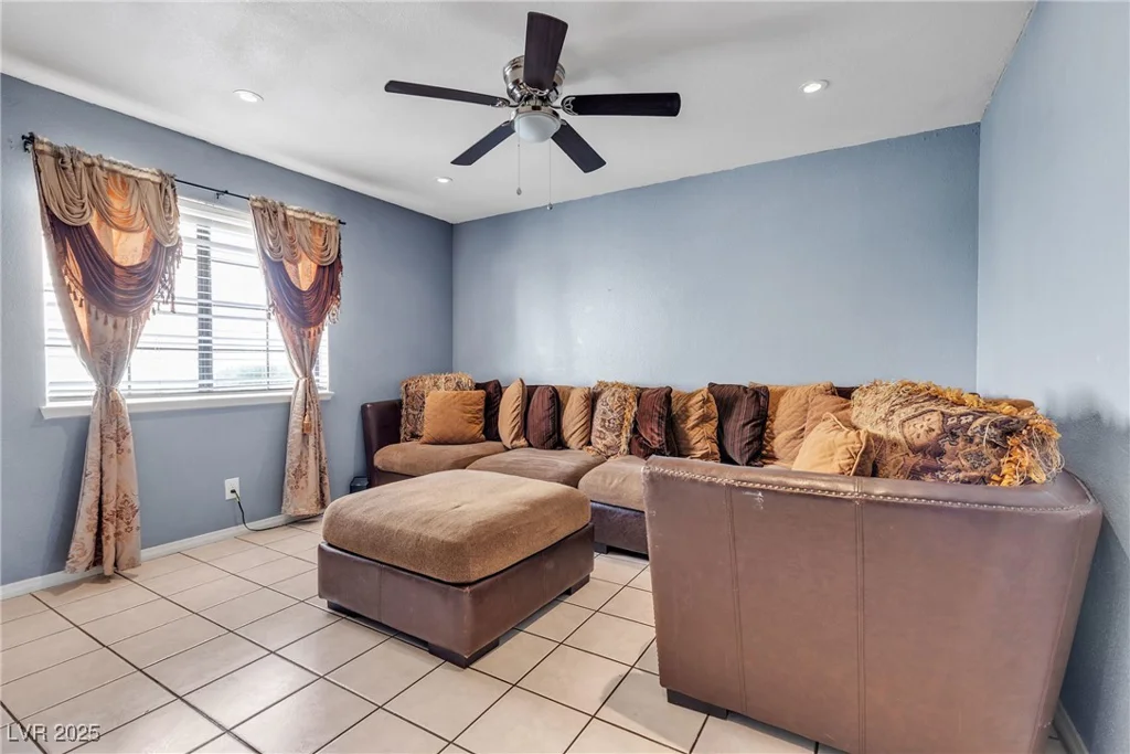 7030 Burcot, Las Vegas, NV 89156