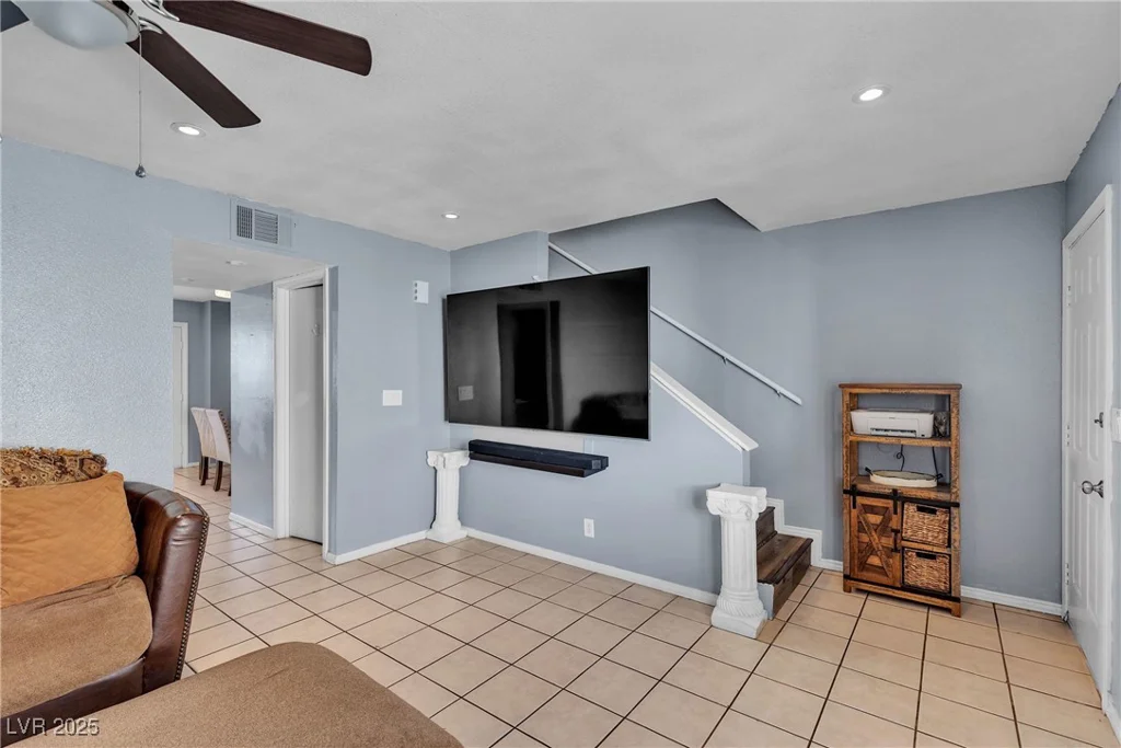 7030 Burcot, Las Vegas, NV 89156