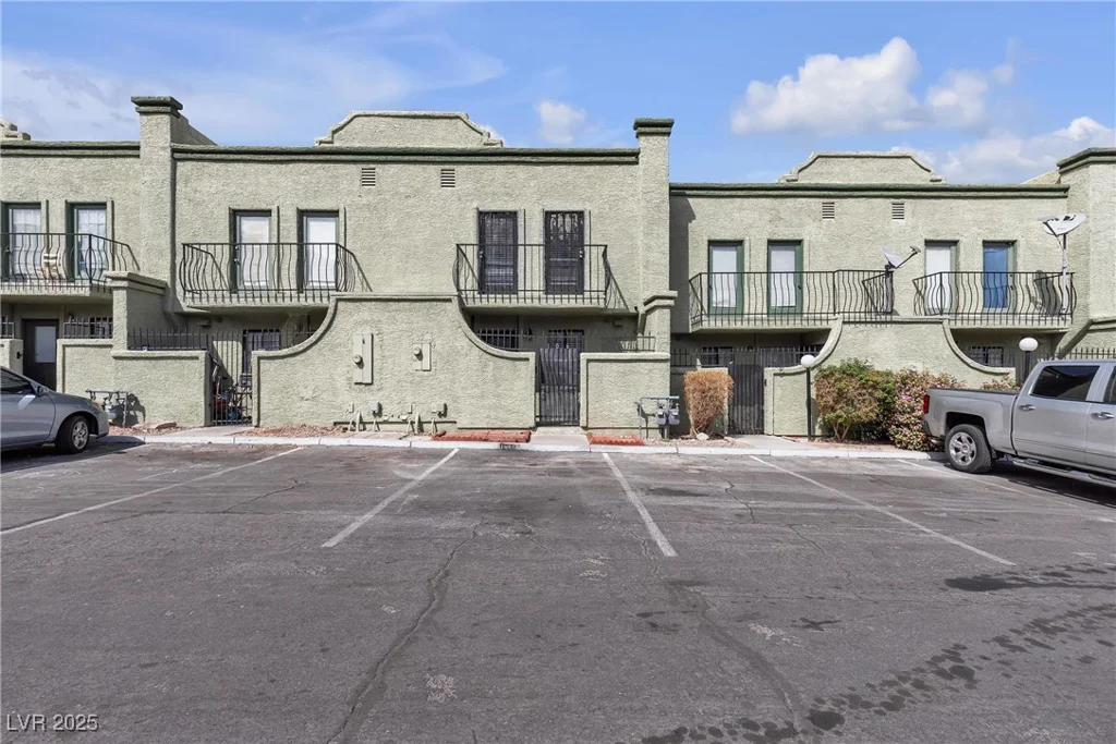 7030 Burcot, Las Vegas, NV 89156