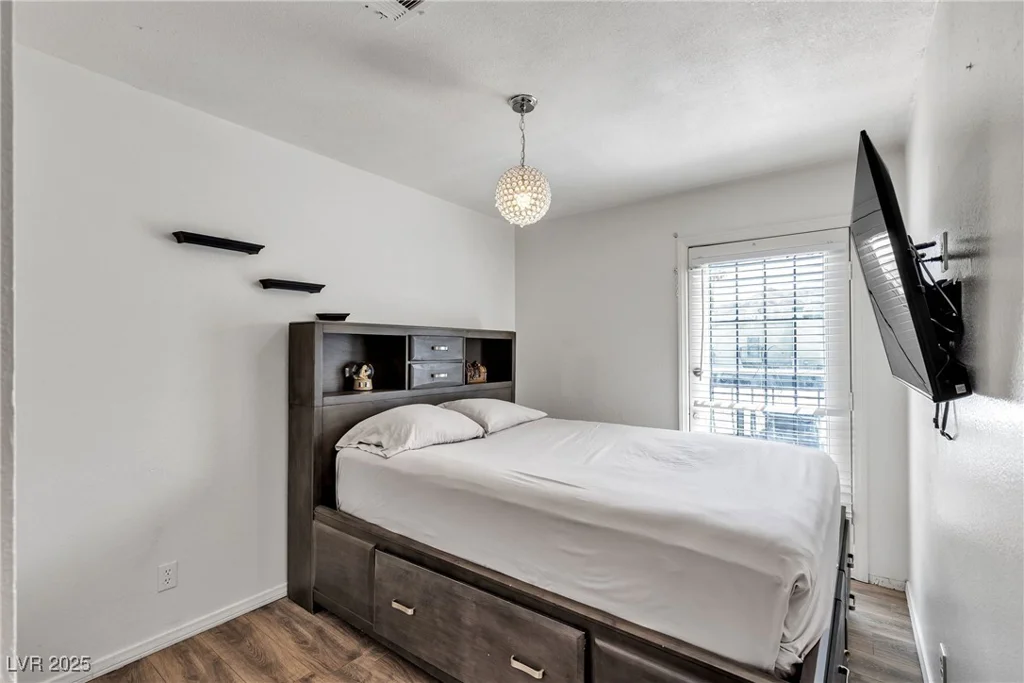 7030 Burcot, Las Vegas, NV 89156
