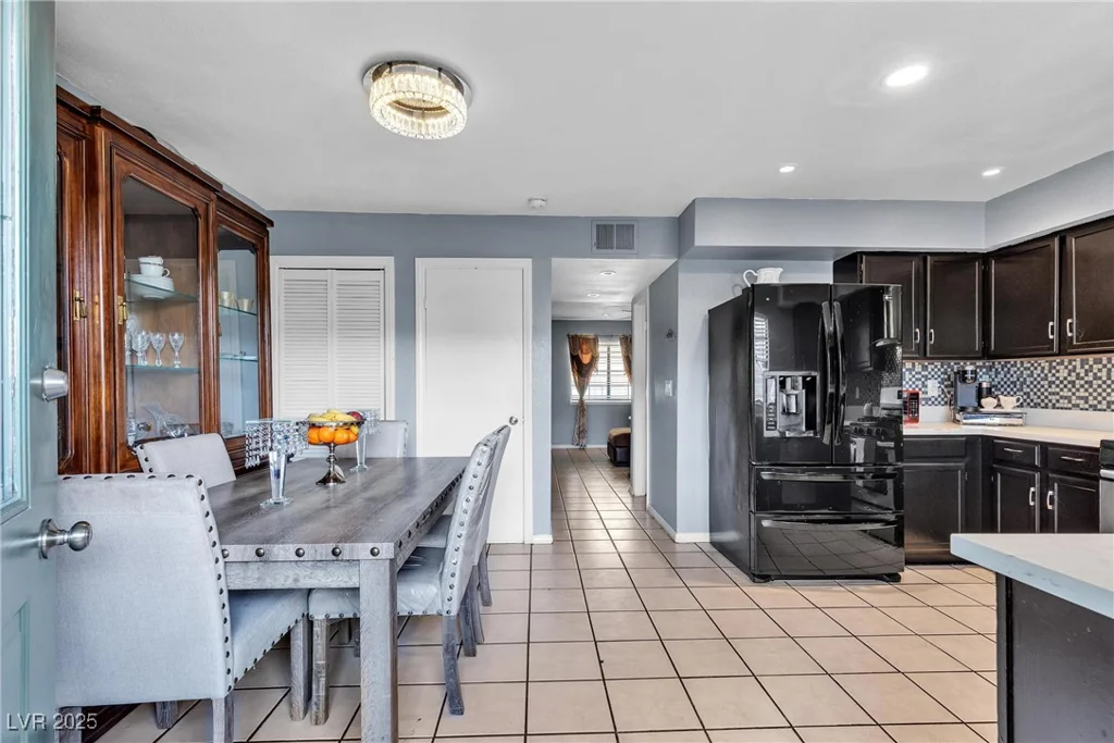 7030 Burcot, Las Vegas, NV 89156