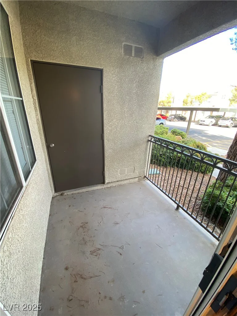 9050 Warm Springs, Las Vegas, NV 89148