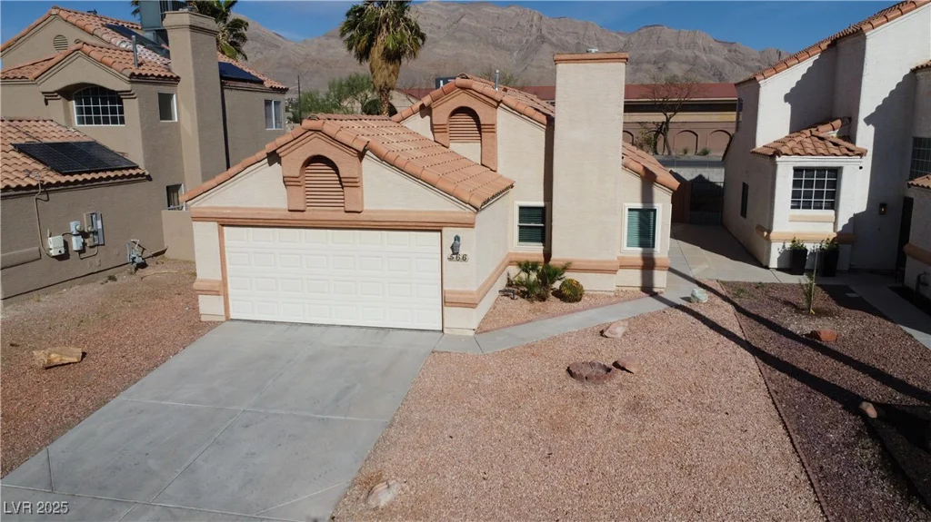 566 Searchlight, Las Vegas, NV 89110