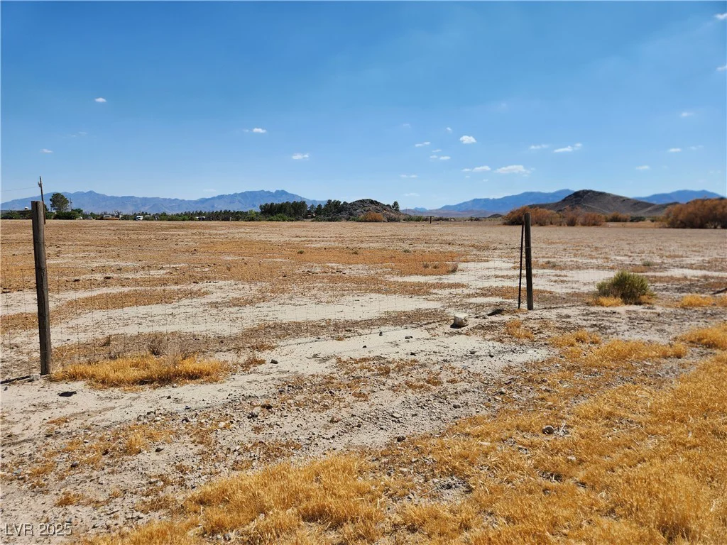 3561 MESQUITE, Pahrump, NV 89060