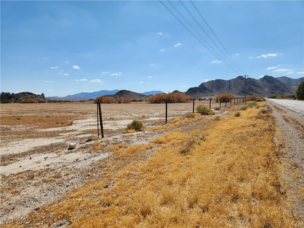 3561 MESQUITE, Pahrump, NV 89060