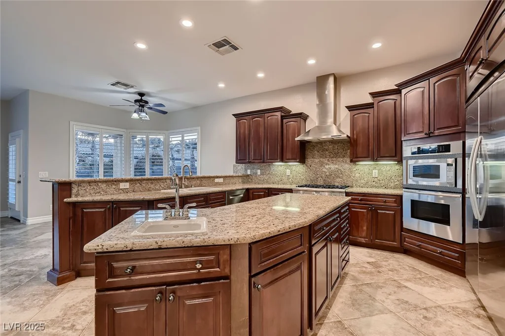7521 Prancing Pony, Las Vegas, NV 89131