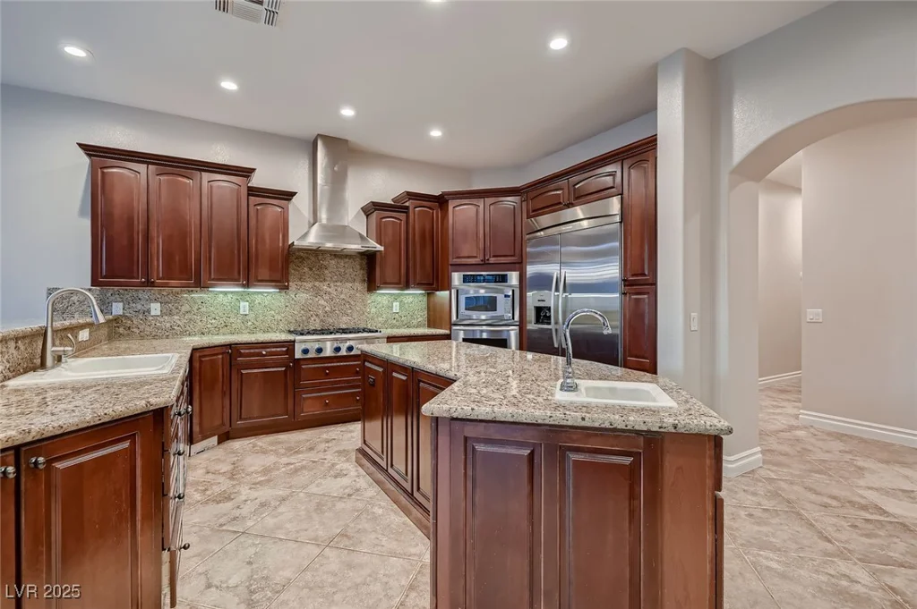 7521 Prancing Pony, Las Vegas, NV 89131