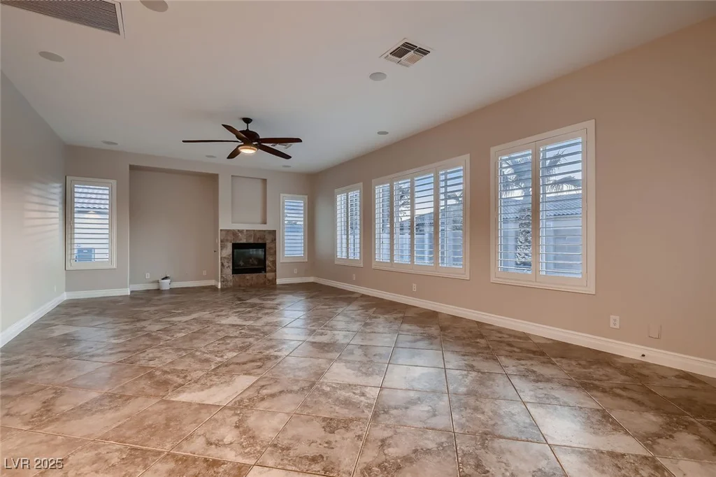 7521 Prancing Pony, Las Vegas, NV 89131