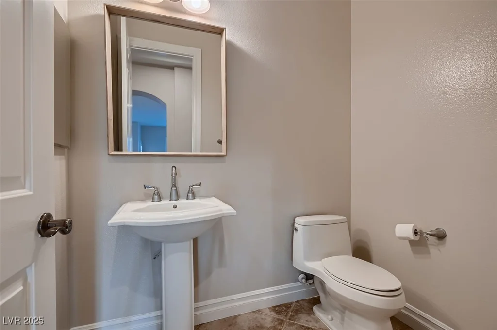 7521 Prancing Pony, Las Vegas, NV 89131
