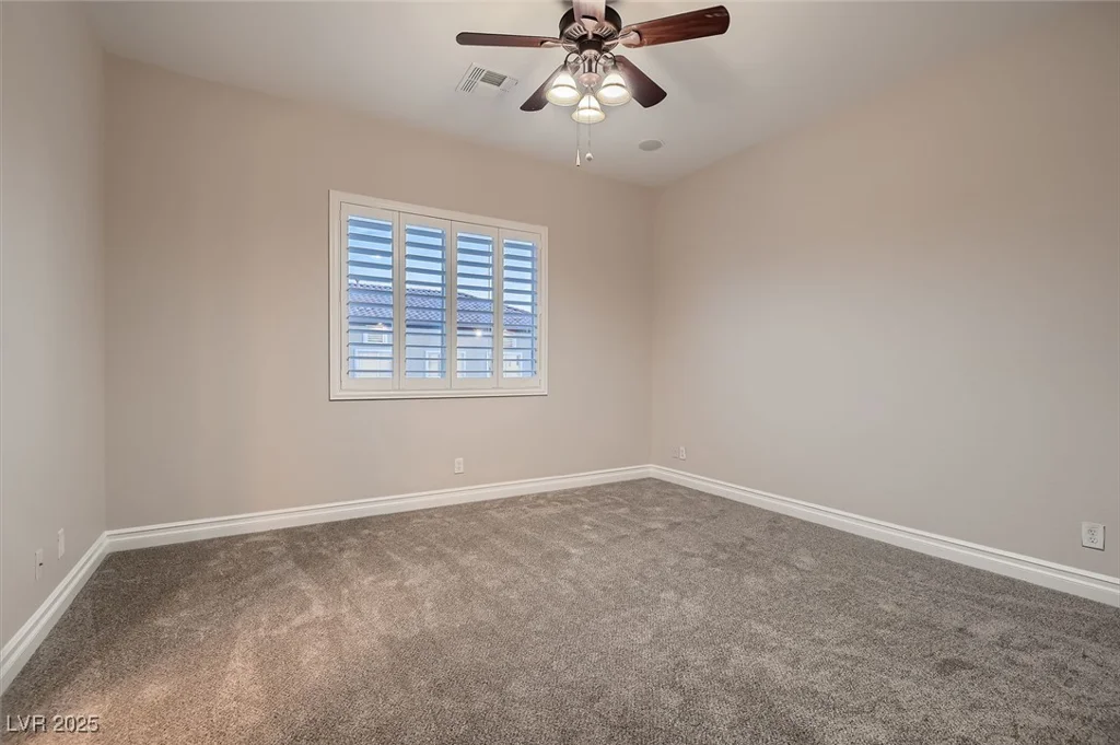 7521 Prancing Pony, Las Vegas, NV 89131