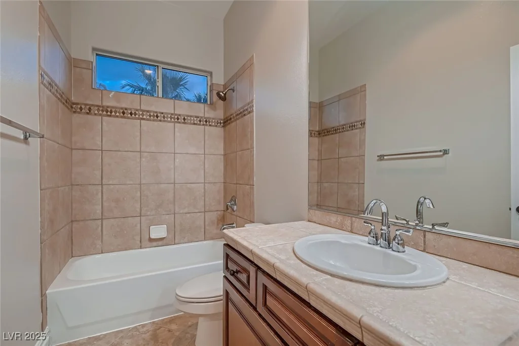 7521 Prancing Pony, Las Vegas, NV 89131