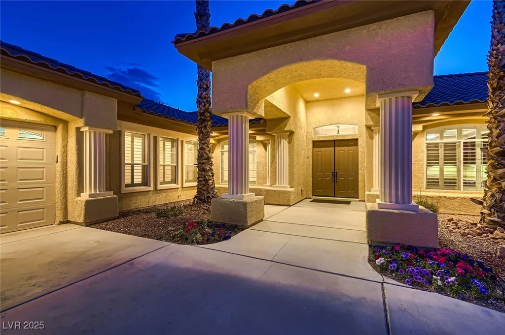 7521 Prancing Pony, Las Vegas, NV 89131