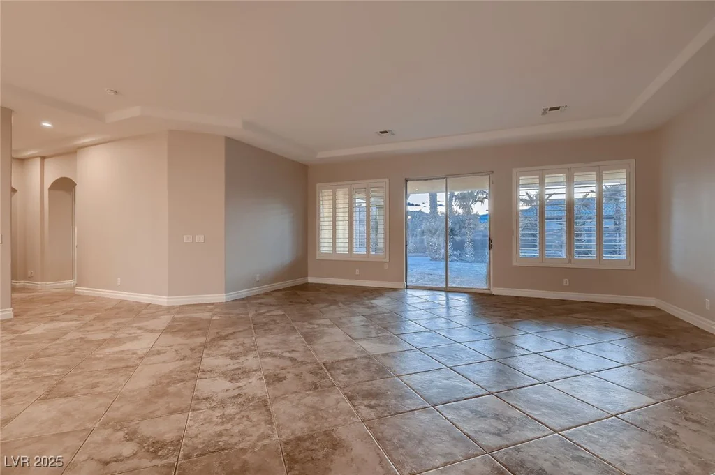 7521 Prancing Pony, Las Vegas, NV 89131