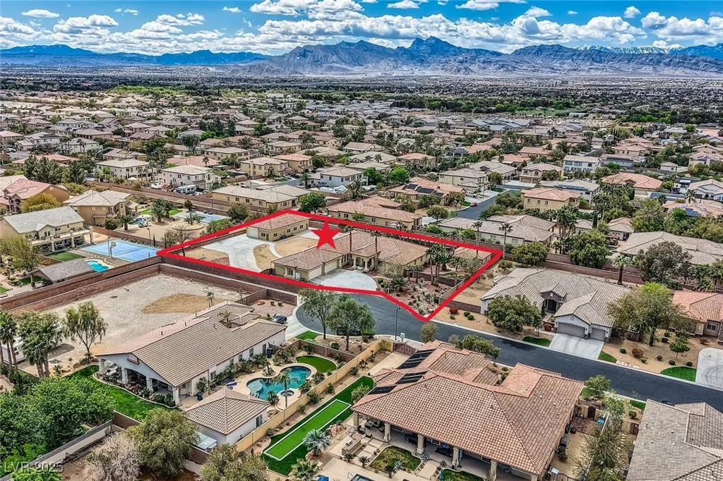 7521 Prancing Pony, Las Vegas, NV 89131