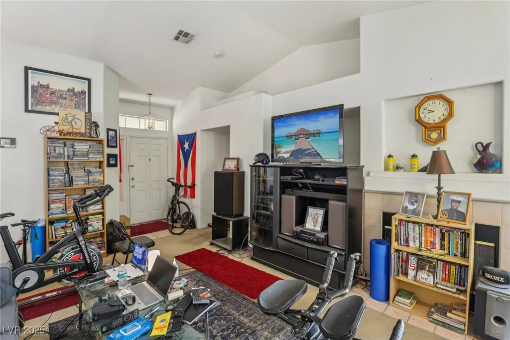 9051 Sandy Slate, Las Vegas, NV 89123