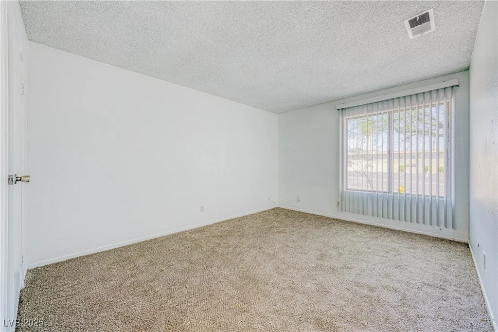 1501 Living Desert, Las Vegas, NV 89119