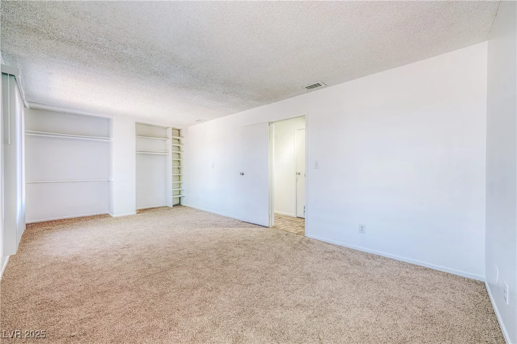 1501 Living Desert, Las Vegas, NV 89119