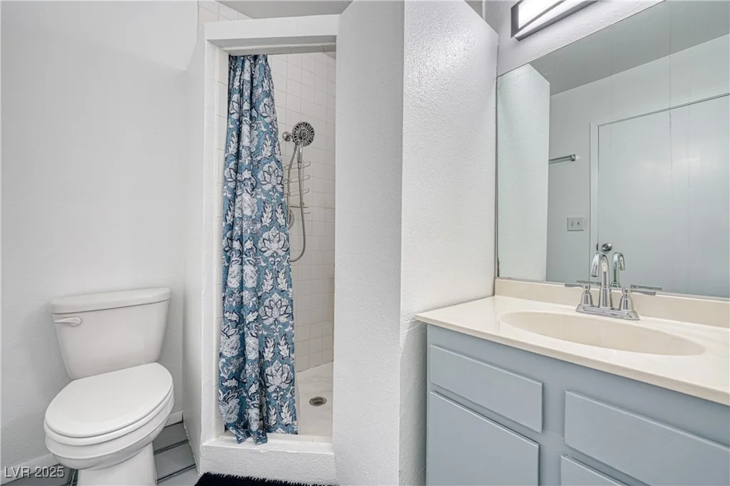 1501 Living Desert, Las Vegas, NV 89119