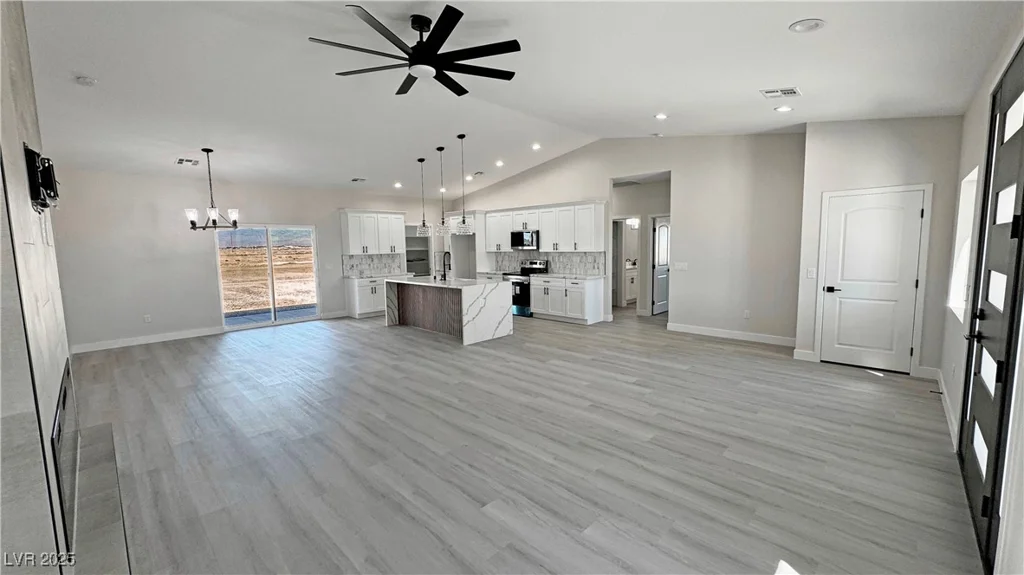 2900 Jaybird, Pahrump, NV 89048