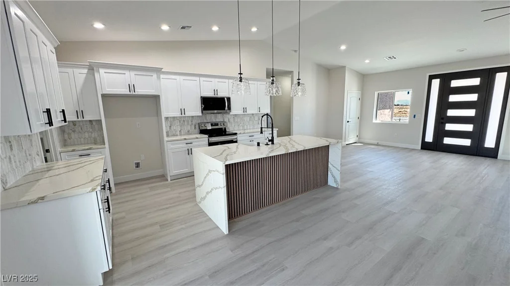 2900 Jaybird, Pahrump, NV 89048