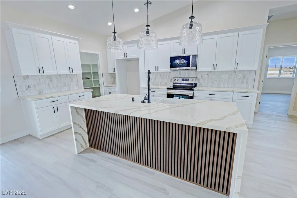 2900 Jaybird, Pahrump, NV 89048
