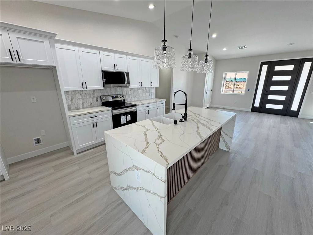 2900 Jaybird, Pahrump, NV 89048