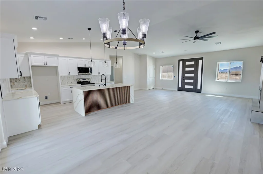 2900 Jaybird, Pahrump, NV 89048