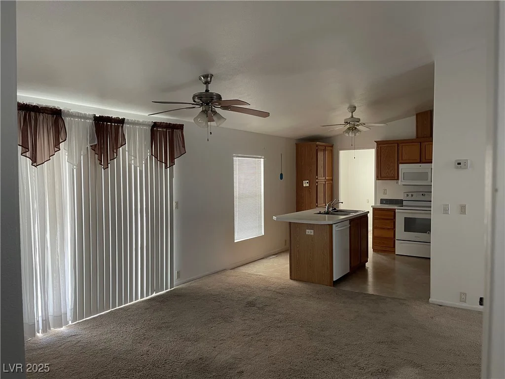 581 Cynthia, Pahrump, NV 89048