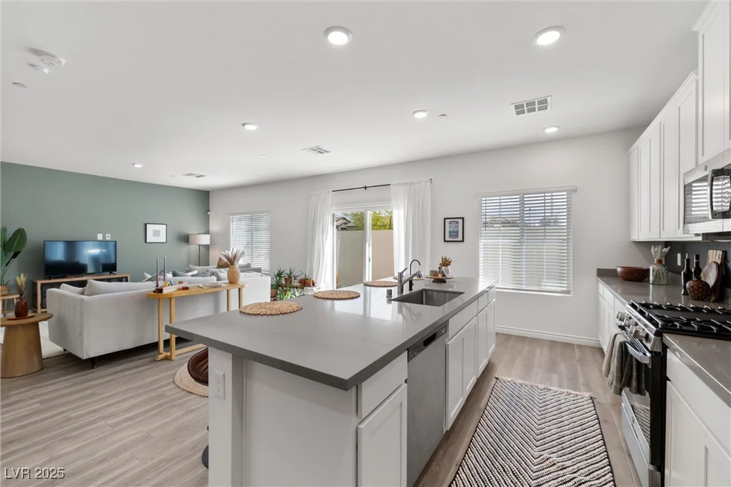 207 Callen Falls, Henderson, NV 89011