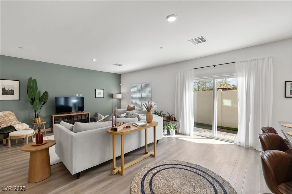 207 Callen Falls, Henderson, NV 89011
