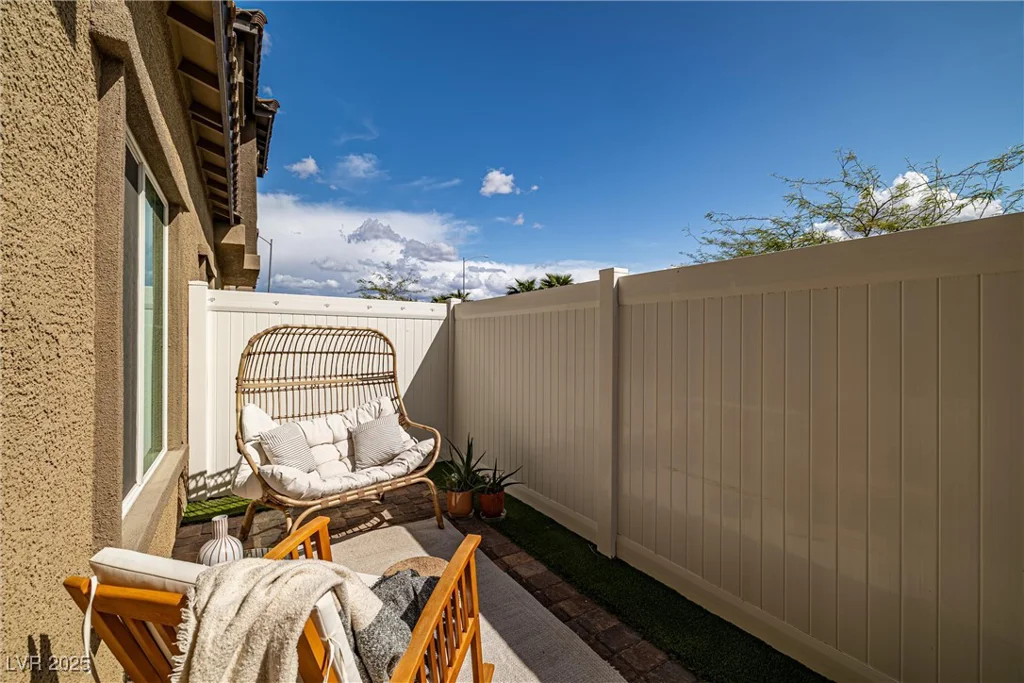 207 Callen Falls, Henderson, NV 89011