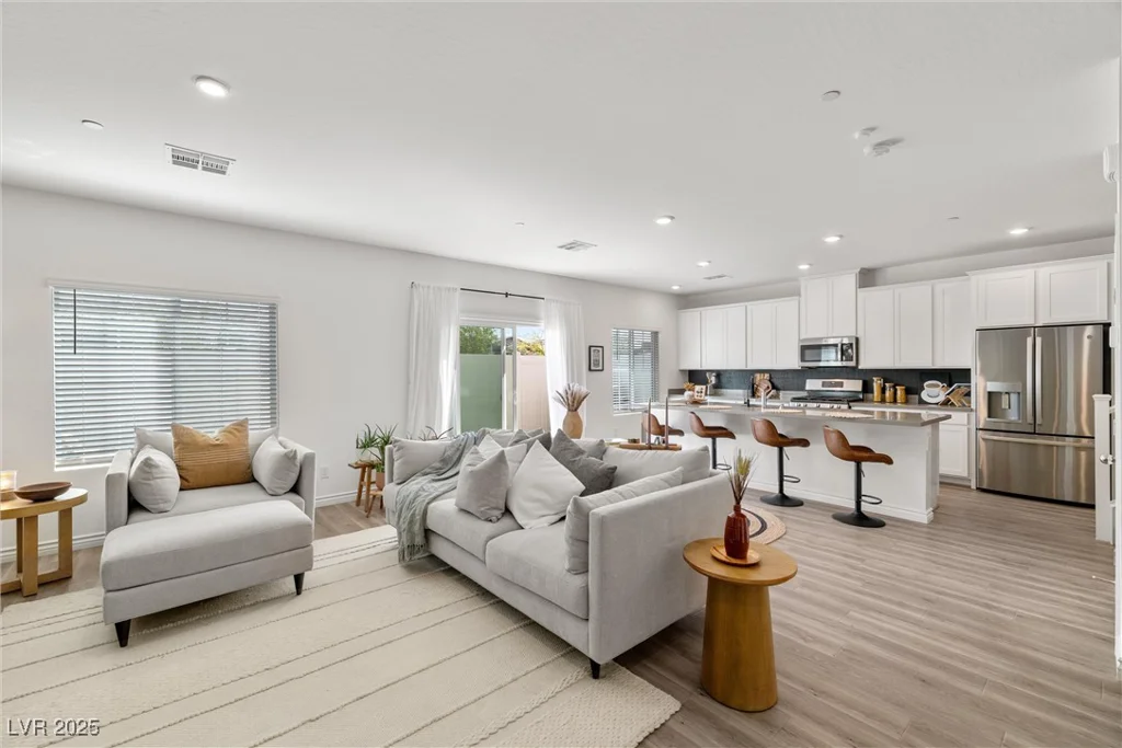 207 Callen Falls, Henderson, NV 89011
