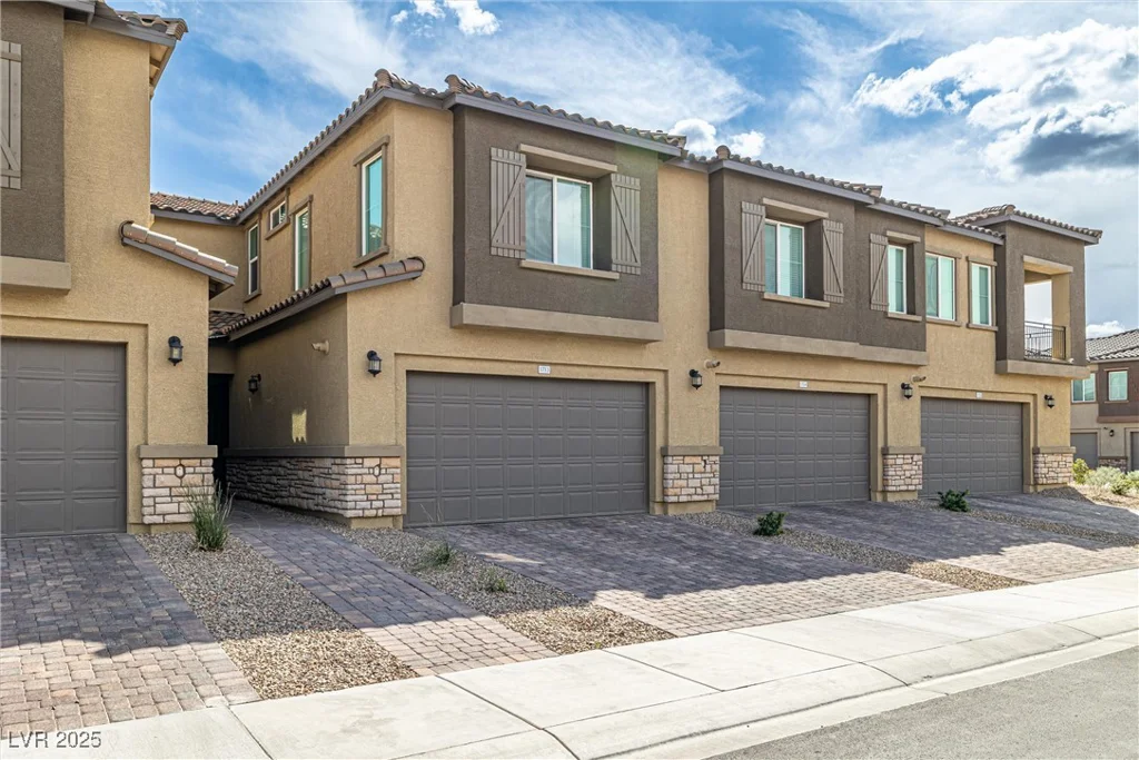 207 Callen Falls, Henderson, NV 89011
