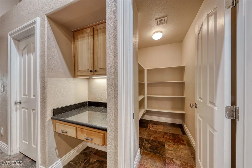 8348 Mountain Destiny, Las Vegas, NV 89131