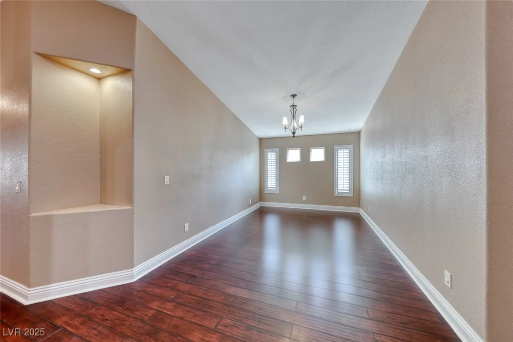 8348 Mountain Destiny, Las Vegas, NV 89131