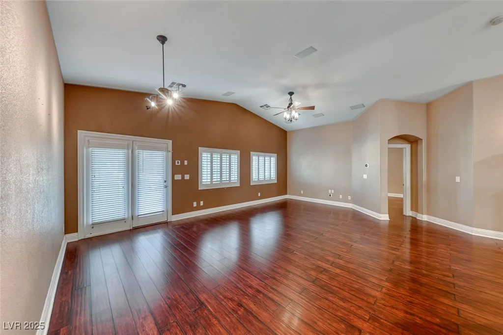 8348 Mountain Destiny, Las Vegas, NV 89131